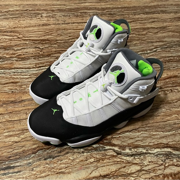 Jordan - Picture 4 of 12